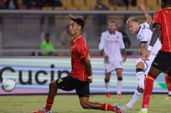 Partita al cardiopalma tra Lecce e Bologna: finisce 2-2