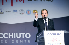 Centrodestra, diktat Salvini: «L’anti Decaro? Entro sabato»