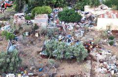 Bari, sequestrata discarica abusiva a Ceglie del Campo: una denuncia