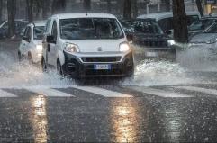 Vento forte e possibili mareggiate: prosegue l’allerta gialla in Puglia