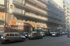 Taranto, una passeggiata nella «giungla urbana» di Cesare Battisti