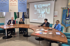Quelle onde sonore della «M» che narrano l’anima del territorio