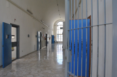 Violentava la cognata disabile: 88enne fasanese finisce in carcere