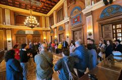 Bari, nelle stanze segrete del palazzo della provincia: Leccese cicerone alla visita del Fai