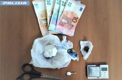 Taranto, ai domiciliari continuava a spacciare cocaina: arrestato 33enne