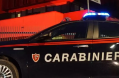 Boato all'alba ad Arnesano: colpo allo sportello bancomat, banda della marmotta fugge con il bottino