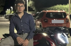 L'officina, la scuola serale, le sue amate moto: chi era Alessandro Del Core, il 19enne morto a Bari dopo lo schianto contro un'auto