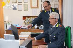 Reddito di cittadinanza, scoperte 17 truffe nel Tarantino: giro da 270mila euro, denunce