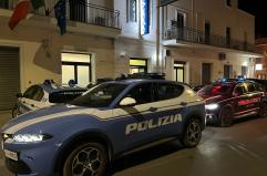Nardò, palpeggia e violenta il nipotino ai giardini pubblici: arrestato lo «zio orco»