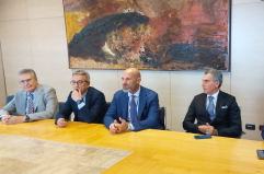Aeroporto Brindisi, l’annuncio di Vasile: «Nuovi voli per Roma e l’Olanda»