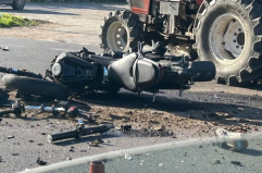 Andria, scontro tra auto e trattore sulla tangenziale: grave centauro 48enne Andria, scontro tra auto e trattore sulla tangenziale: grave centauro 48enne