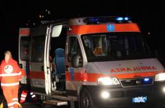 Tragedia a Taranto, 40enne cade dal terzo piano e muore: si indaga Tragedia a Taranto, 40enne cade dal terzo piano e muore: si indaga