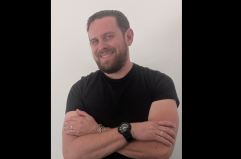 Da candidato «uomo del popolo», al carcere con l'accusa di voto di scambio: chi è Antonio Lopez, l'assessore di Modugno arrestato