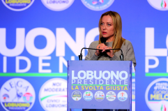 Meloni: «La Puglia terra che amo, non escludo di prendere una casa»