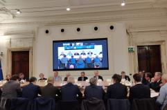 Al via riunione tra governo e sindacati sull'ex Ilva: presiede Mantovano