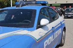 Corato, rubano 4mila euro di biancheria intima in un negozio: 2 arresti, denunciata una complice