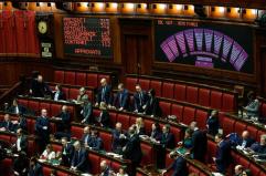 L'editoriale di Bruno Vespa: «Ora è il tempo del rigore, ma nella prossima manovra servono misure tangibili»