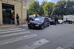 Ragazzine aggredite a Bari in pieno giorno, a pochi passi da piazza Umberto: fermato borseggiatore