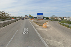 Impatto fra due mezzi pesanti sulla SS16 a Trani: nessun ferito, statale chiusa in direzione Nord