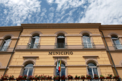 Stop alla movida violenta a Potenza: Daspo urbano per i minori