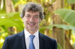 Università di Bari, ad Alberto Angela la laurea honoris causa in Medicina veterinaria