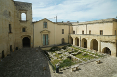 Lecce, alla scoperta dei presepi d&rsquo;arte tra castello e chiese