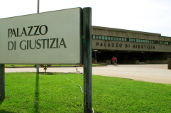 Chiesto l&rsquo;arresto di cinque cerignolani, una banda specializzata nel furto di pneumatici e cerchioni