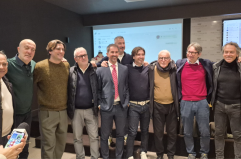 L&rsquo;&laquo;abbraccio&raquo; a Protti. La &laquo;Bari 93&raquo; fa subito gol