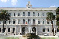 Bari, un calcio ai ricercatori precari dell'universit&agrave;. &laquo;Bisogna stabilizzarli&raquo;