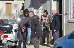 Bari, nella palazzina sgomberata dopo il crollo in via Pinto dormivano i senza tetto: interviene la polizia locale