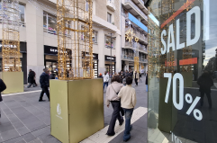 Bari, saldi invernali in sordina. &laquo;La partenza &egrave; stata lenta&raquo;