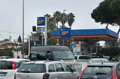 Bari, investita da un'auto in via Giulio Petroni: 76enne ricoverata in codice rosso