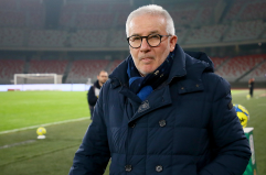 Bari a &laquo;bocce&raquo; ferme. Restano ancora in sella Vivarini e l&rsquo;area tecnica