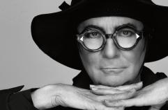 Renato Zero conquista Bari: diventano quattro le date al PalaFlorio per L'Orazero in Tour, si aggiunge il 12 aprile