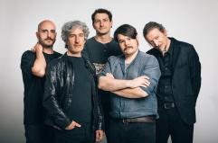 Passa dalla Puglia il tour dei Mercanti di Liquore: &laquo;Non ci troverete mai&raquo; fa tappa a Bari e Nard&ograve;