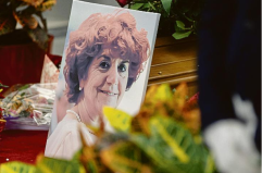 Valeria Fedeli: una vita al servizio di dignit&agrave; eguaglianza e educazione