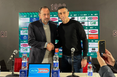 Bari, De Laurentiis: &laquo;I tifosi ci diano una mano. Salviamo la serie B, poi penseremo al futuro&raquo;