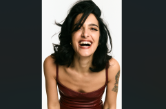 &laquo;Sei tu&raquo;, terzo Sanremo per Levante con una canzone &laquo;nuda&raquo; e un nuovo disco sull'amore che finisce: &laquo;La serata cover? La abolirei...&raquo;