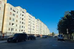 Bari, blitz per liberare le case popolari occupate dai clan: in corso quattro sgomberi a Ceglie e Enziteto