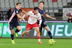 Il Bari resiste il primo tempo ma non basta: al San Nicola biancorossi battuti dal Palermo 3-0