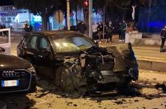 Andria, scontro tra due auto tra via Togliatti e viale Fleming: tre feriti, traffico in tilt FOTO