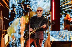 Il saluto di Umberto Tozzi: &laquo;Vi invito alla mia festa&raquo;. L'addio alla musica dal vivo passa anche da Bari