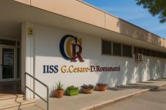 Bari, al Giulio Cesare-Romanazzi arrivano i doppi turni. La rabbia degli studenti: &laquo;Aule piene, nessuna igiene e sicurezza&raquo;