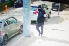 Taranto, spar&ograve; a due poliziotti in Viale Magna Grecia: condannato in appello