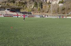 L&rsquo;erba sintetica dello stadio smantellata e regalata a 70 cittadini di Avigliano: l'idea per risparmiare