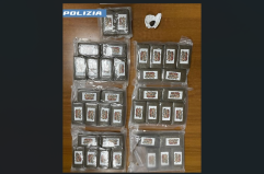 Taranto, bloccati con oltre tre chili e mezzo di hashish in auto: arrestati due giovanissimi