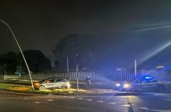 Galatina, fugge dalla Polizia e si schianta con l'auto: 34enne denunciato