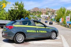 Controlli antidroga nel Potentino, 15 persone segnalate dalla Guardia di Finanza