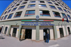 Bari, accus&ograve; la ex di aver violato il domicilio ma la denuncia non regge: parte civile condannata alle spese