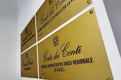 Consulenti in ritardo, l'Arti li premia con un nuovo contratto. Corte dei conti: &laquo;Irregolarit&agrave; grave&raquo;